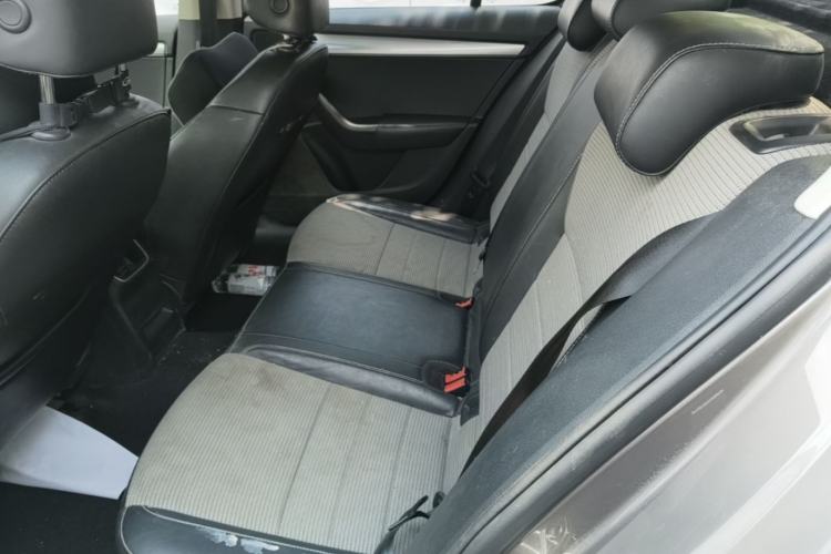 Used Skoda Octavia 2017 1.6L Automatic Chuanxing Edition Left Rear Seat