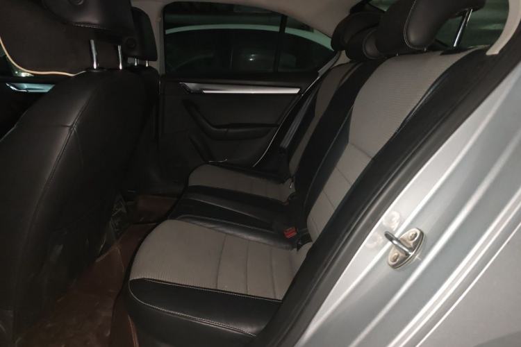 Used Skoda Octavia 2017 1.6L Automatic Smart Drive Edition Left Rear Seat