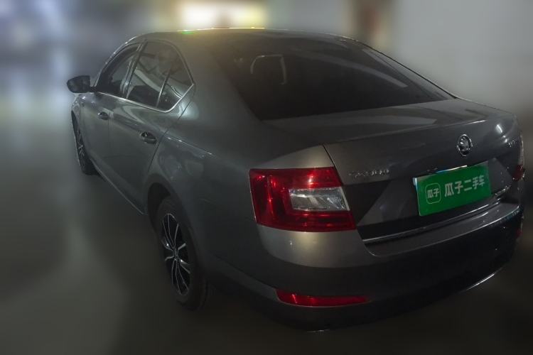 Used Skoda Octavia 2017 1.6L Manual Smart Drive Edition Rear Left 45 Deg
