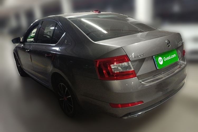 Used Skoda Octavia 2017 1.6L Manual Smart Drive Edition Rear Left 45 Deg