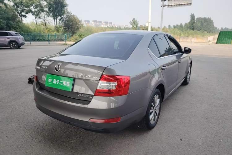 Used Skoda Octavia 2017 Classic Model 1.6L Automatic Comfort Edition Rear Right 45 Deg
