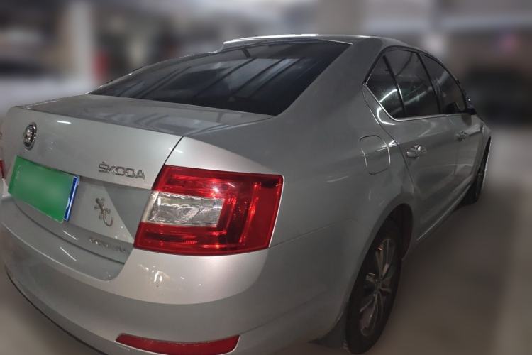 Used Skoda Octavia 2017 1.6L Automatic Smart Drive Edition Rear Right 45 Deg