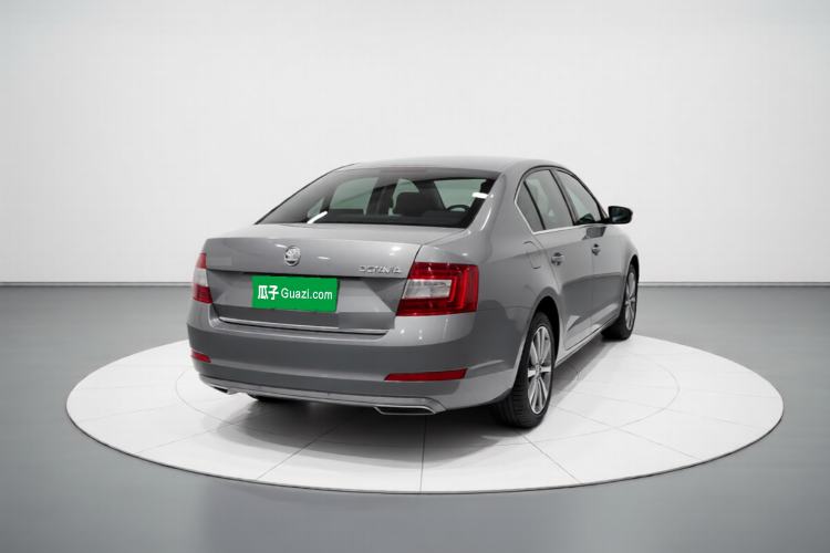 Used Skoda Octavia 2017 1.6L Automatic Smart Drive Edition Rear