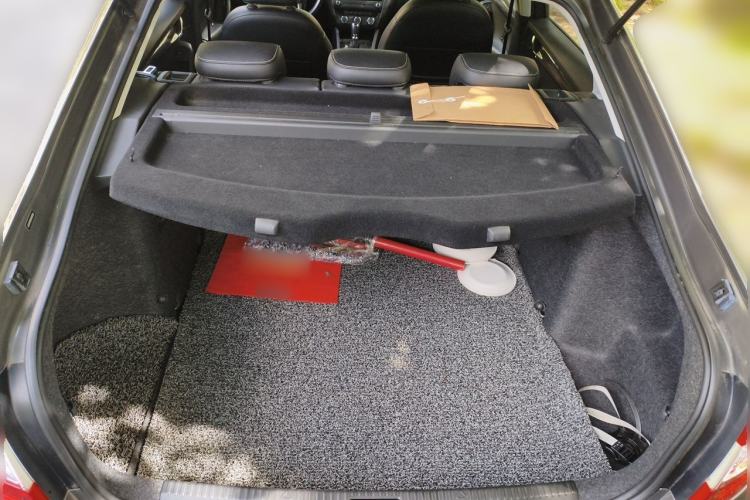 Used Skoda Octavia 2017 1.6L Automatic Smart Drive Edition Trunk