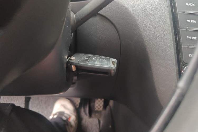 Used Skoda Octavia 2017 1.6L Automatic Chuanxing Edition Vehicle Key