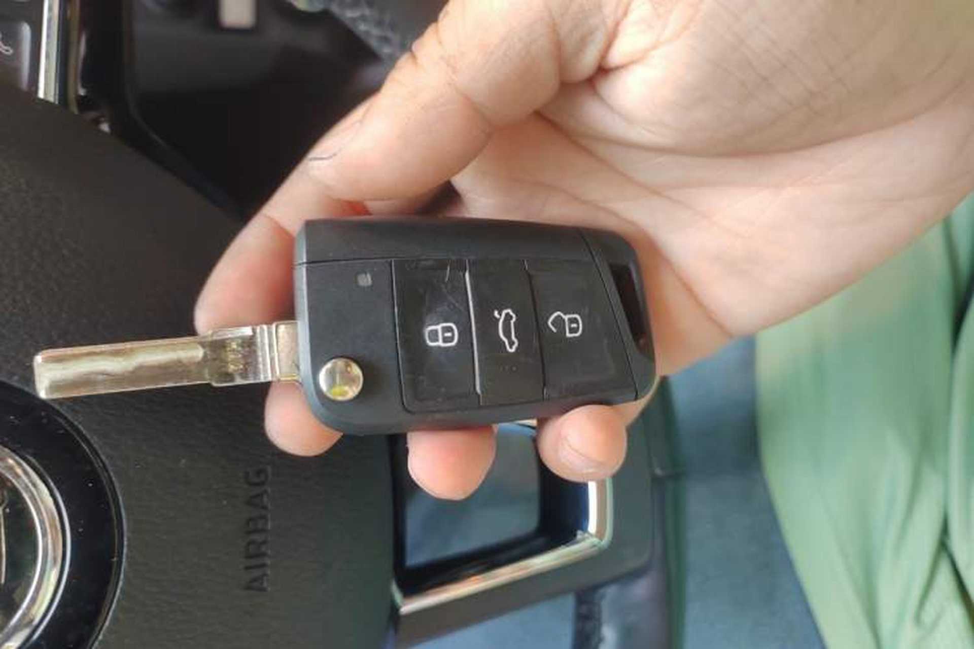 Used Skoda Octavia 2017 1.6L Automatic Smart Drive Edition Vehicle Key