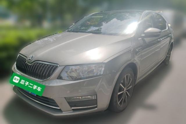 Used Skoda Octavia 2017 1.6L Automatic Smart Drive Edition