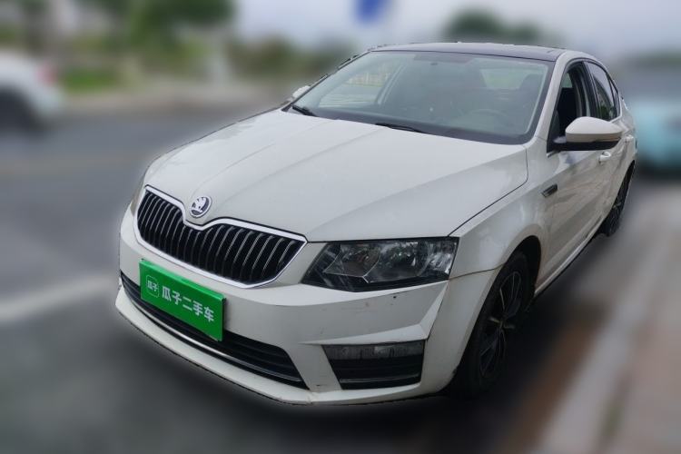 Used Skoda Octavia 2017 1.6L Manual Smart Drive Edition Guazi used car, China used car export, Used car for sale, Used cars, Cheapest cars for sale