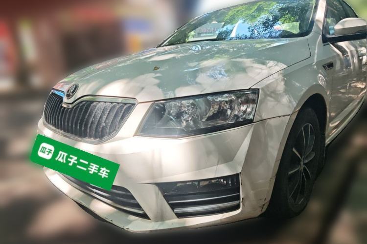 Gebrauchter Skoda Octavia 2017 1.6L Automatic Smart Drive Edition Guazi used car, China used car export, Used car for sale, Used  cars, Cheapest cars for sale