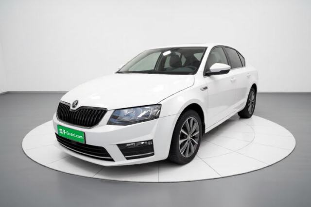 Skoda Octavia 2017 1.6L Automatic Chuanxing Edition с пробегом