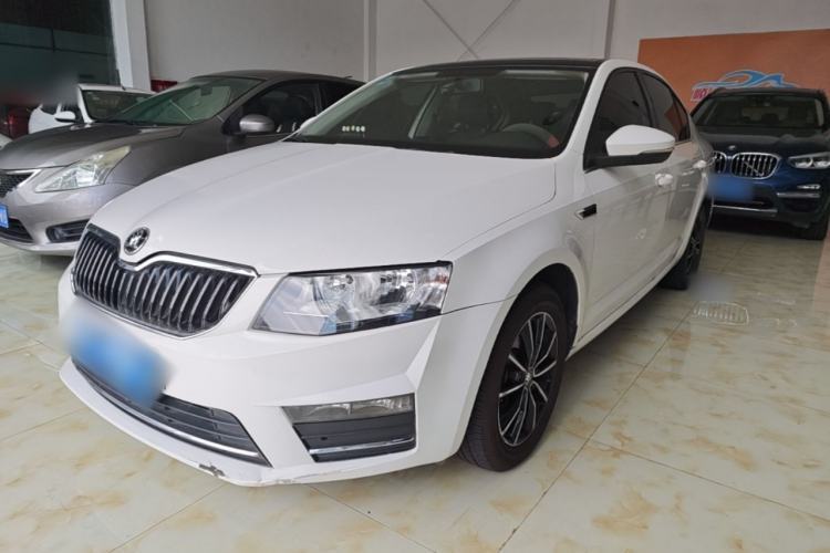 Ojetý Skoda Octavia 2017 TSI280 DSG Smart Drive Edition Guazi used car, China used car export, Used car for sale, Used  cars, Cheapest cars for sale
