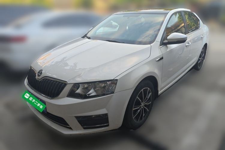 Used Skoda Octavia 2017 1.6L Automatic Chuanxing Edition Guazi used car, China used car export, Used car for sale, Used  cars, Cheapest cars for sale