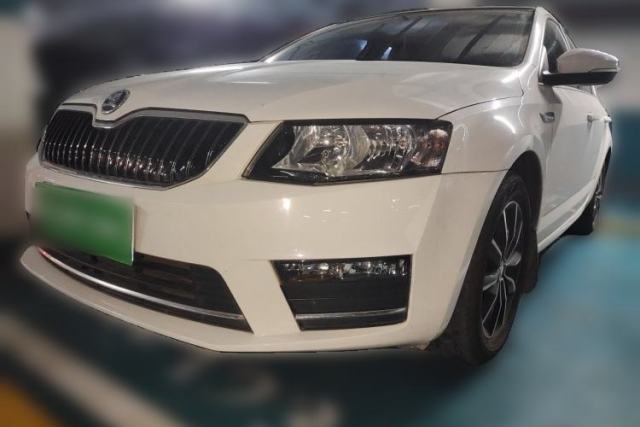 Used Skoda Octavia 2017 1.6L Manual Smart Drive Edition