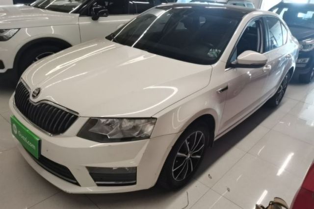 Used Skoda Octavia 2017 1.6L Automatic Smart Drive Edition