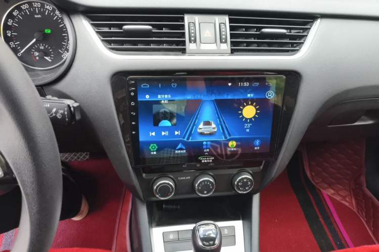 Used Skoda Octavia 2017 1.6L Automatic Chuanxing Edition Audio And AC Panel