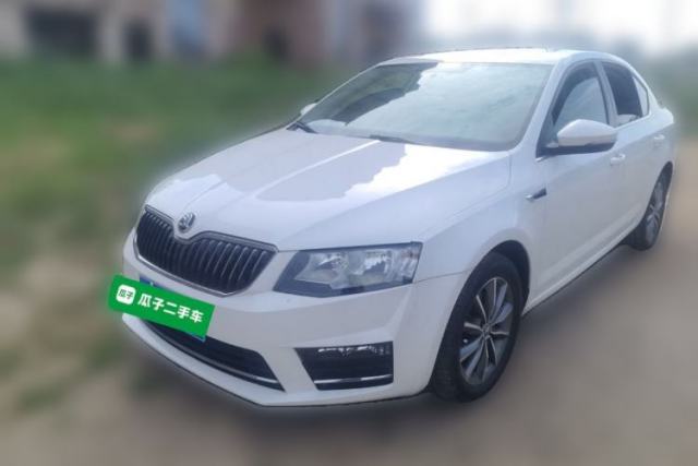 Gebrauchter Skoda Octavia 2017 1.6L Manual Trend Edition