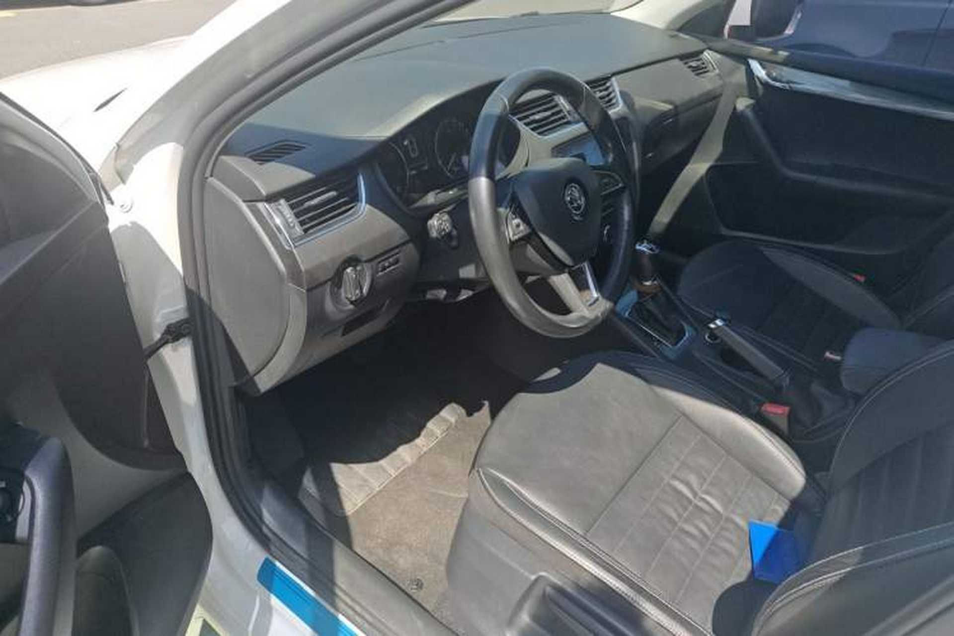 Used Skoda Octavia 2017 1.6L Automatic Smart Drive Edition Driver Seat