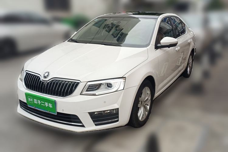 Used Skoda Octavia 2017 1.6L Automatic Smart Drive Edition Guazi used car, China used car export, Used car for sale, Used cars, Cheapest cars for sale