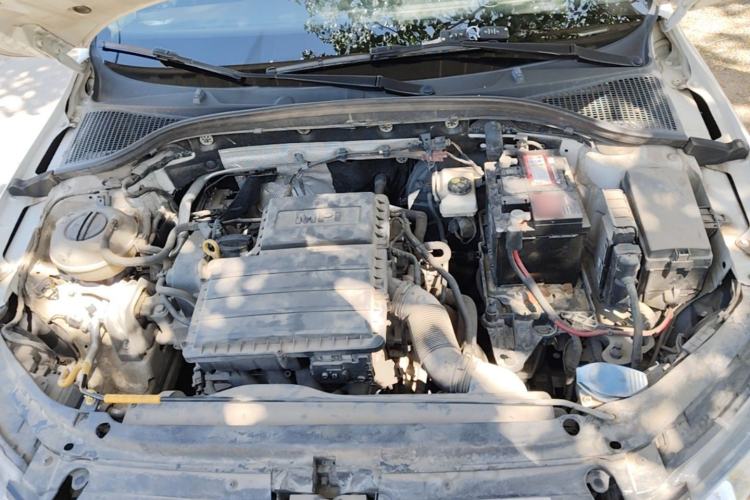 Used Skoda Octavia 2017 1.6L Manual Trend Edition Engine Bay