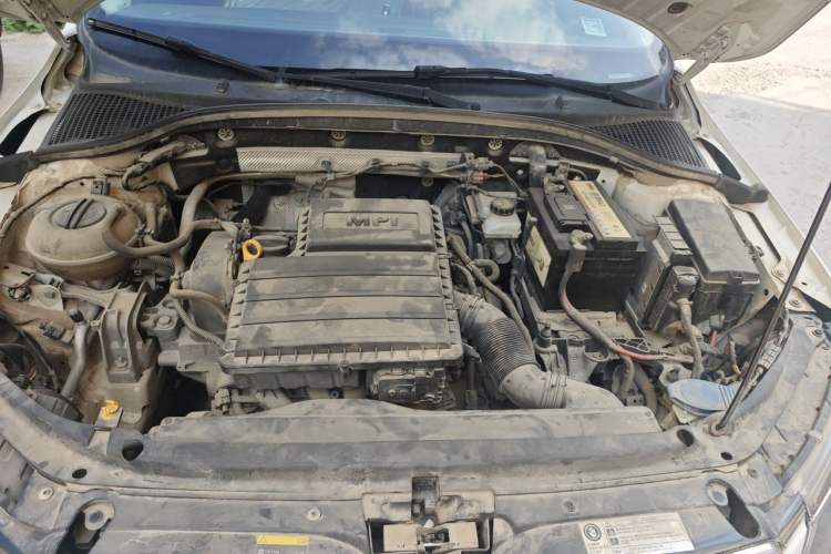 Used Skoda Octavia 2017 1.6L Automatic Smart Drive Edition Engine Bay