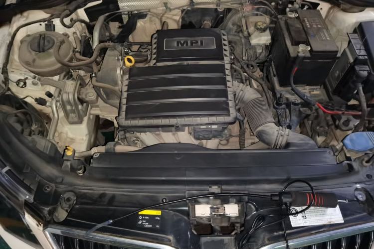 Used Skoda Octavia 2017 1.6L Automatic Chuanxing Edition Engine Bay