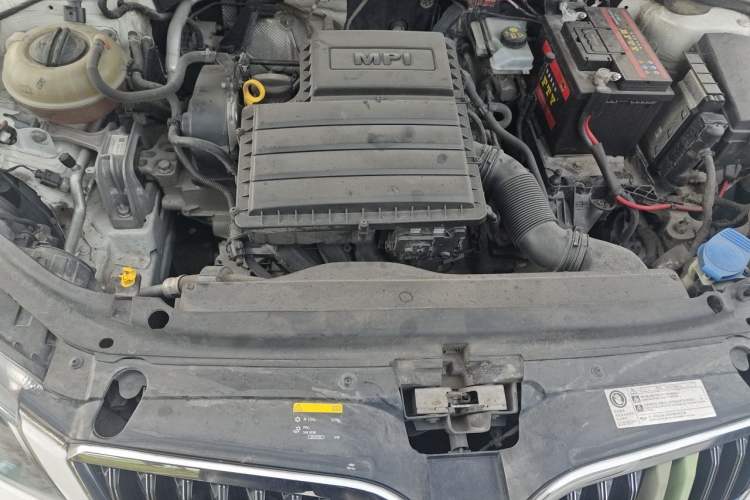 Used Skoda Octavia 2017 1.6L Automatic Smart Drive Edition Engine Bay