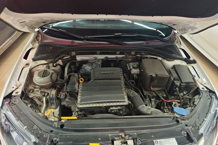 Used Skoda Octavia 2017 1.6L Automatic Smart Drive Edition Engine Bay