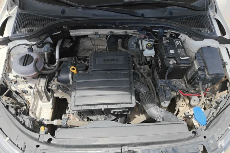 Used Skoda Octavia 2017 1.6L Automatic Smart Drive Edition Engine Bay