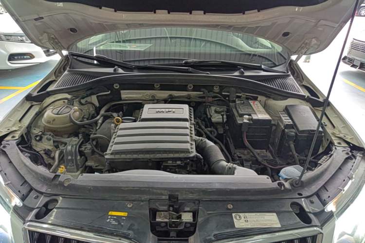 Used Skoda Octavia 2017 1.6L Automatic Chuanxing Edition Engine Bay