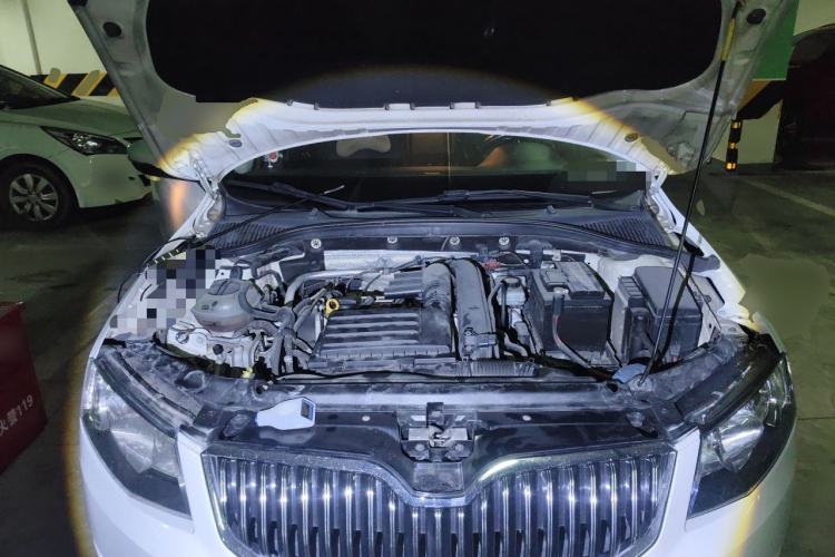 Used Skoda Octavia 2017 TSI280 DSG Smart Drive Edition Engine Bay