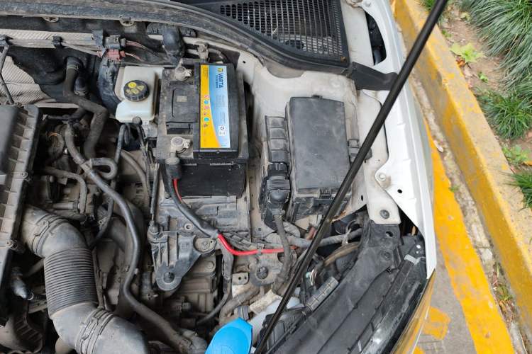 Used Skoda Octavia 2017 1.6L Automatic Chuanxing Edition Engine Bay Left