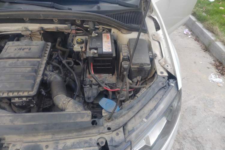 Used Skoda Octavia 2017 1.6L Automatic Smart Drive Edition Engine Bay Left