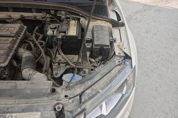 Used Skoda Octavia 2017 1.6L Automatic Smart Drive Edition Engine Bay Left