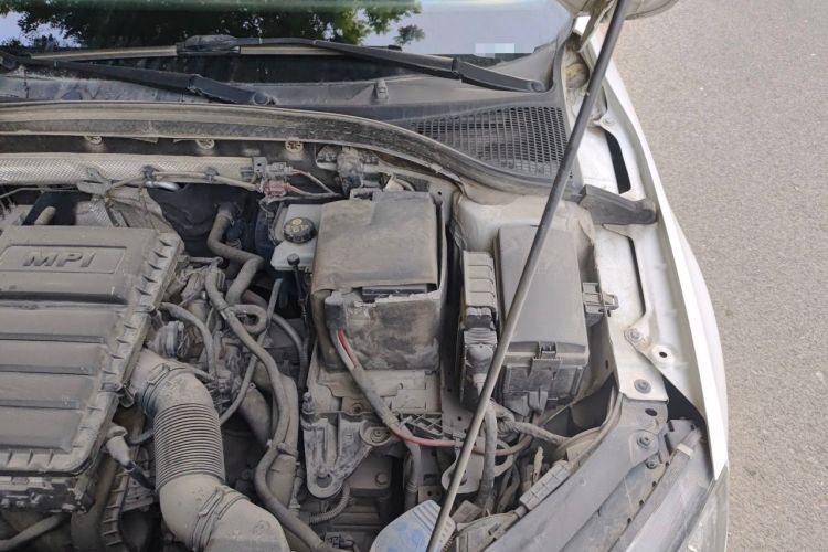 Used Skoda Octavia 2017 1.6L Automatic Smart Drive Edition Engine Bay Left