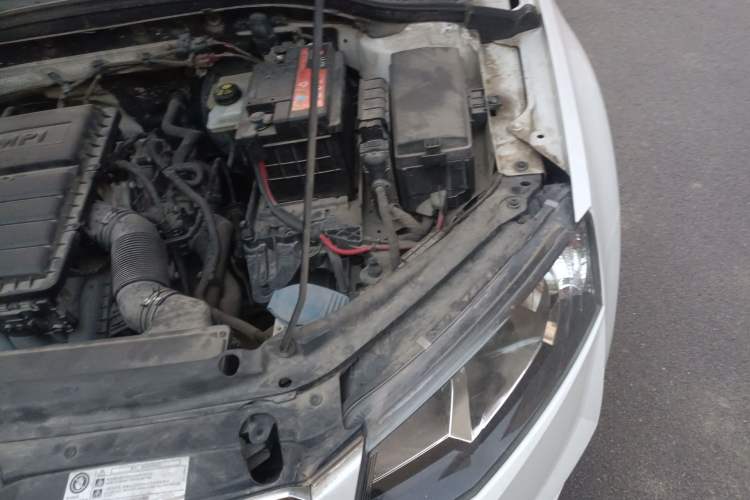Used Skoda Octavia 2017 1.6L Manual Trend Edition Engine Bay Left