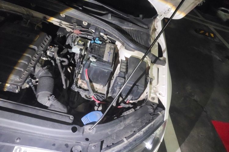 Used Skoda Octavia 2017 1.6L Automatic Chuanxing Edition Engine Bay Left
