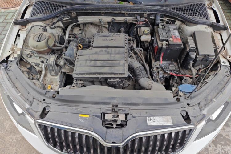 Used Skoda Octavia 2017 Classic Model 1.6L Automatic Comfort Edition Engine Bay