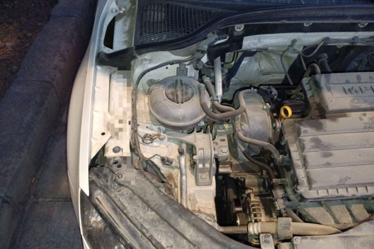 Used Skoda Octavia 2017 1.6L Automatic Smart Drive Edition Engine Bay Right