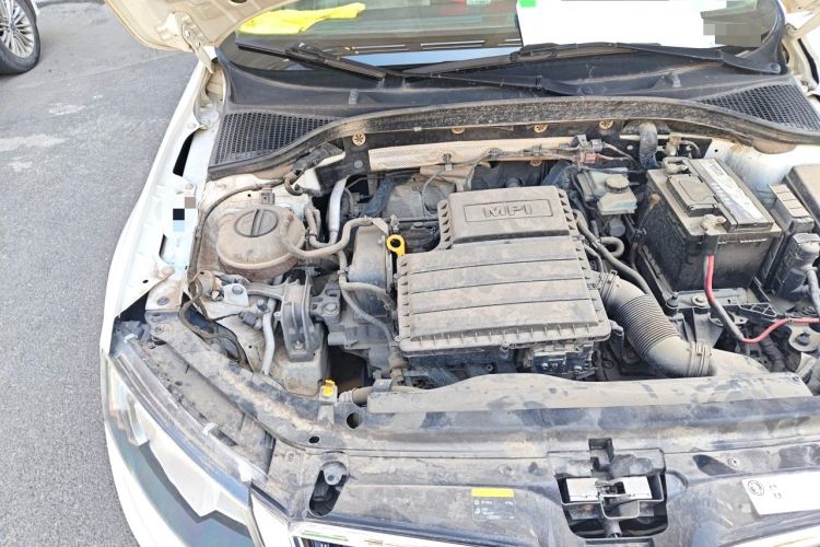 Used Skoda Octavia 2017 1.6L Automatic Smart Drive Edition Engine Bay Right
