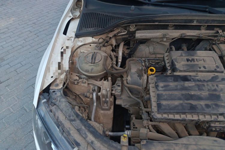 Used Skoda Octavia 2017 1.6L Automatic Chuanxing Edition Engine Bay Right