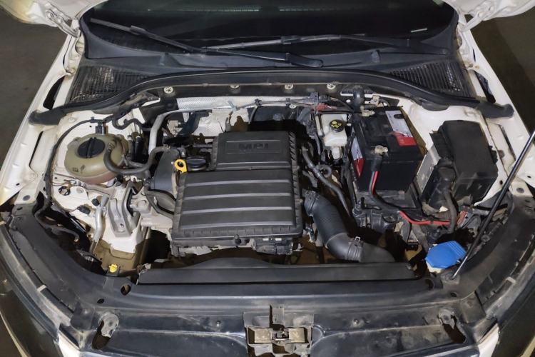 Used Skoda Octavia 2017 1.6L Automatic Chuanxing Edition Engine Bay