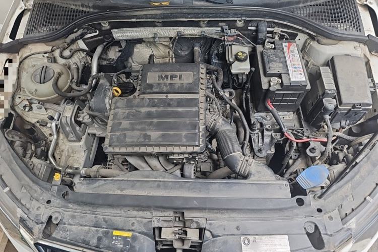 Used Skoda Octavia 2017 1.6L Automatic Smart Drive Edition Engine Bay
