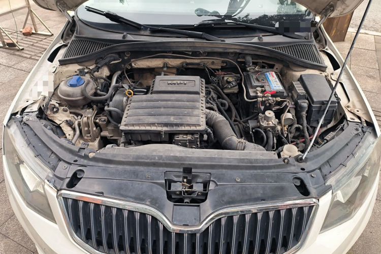 Used Skoda Octavia 2017 Classic Model 1.6L Automatic Standard Edition Engine Bay