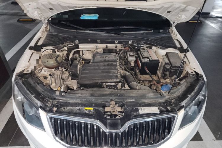 Used Skoda Octavia 2017 Classic Model 1.6L Automatic Comfort Edition Engine Bay