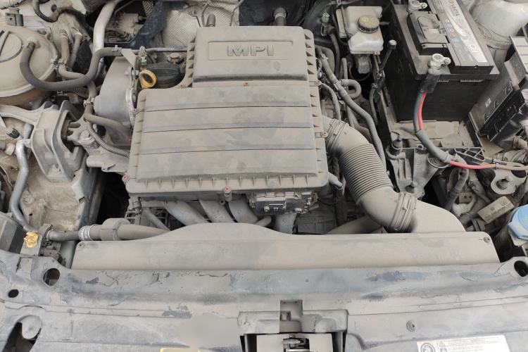Used Skoda Octavia 2017 1.6L Automatic Chuanxing Edition Engine Bay