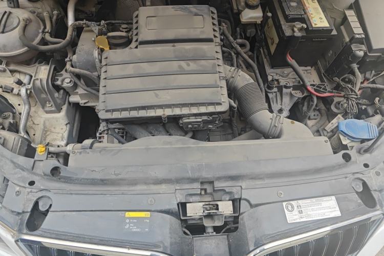 Used Skoda Octavia 2017 1.6L Automatic Chuanxing Edition Engine Bay