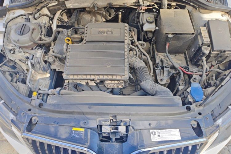 Used Skoda Octavia 2017 1.6L Automatic Chuanxing Edition Engine Bay