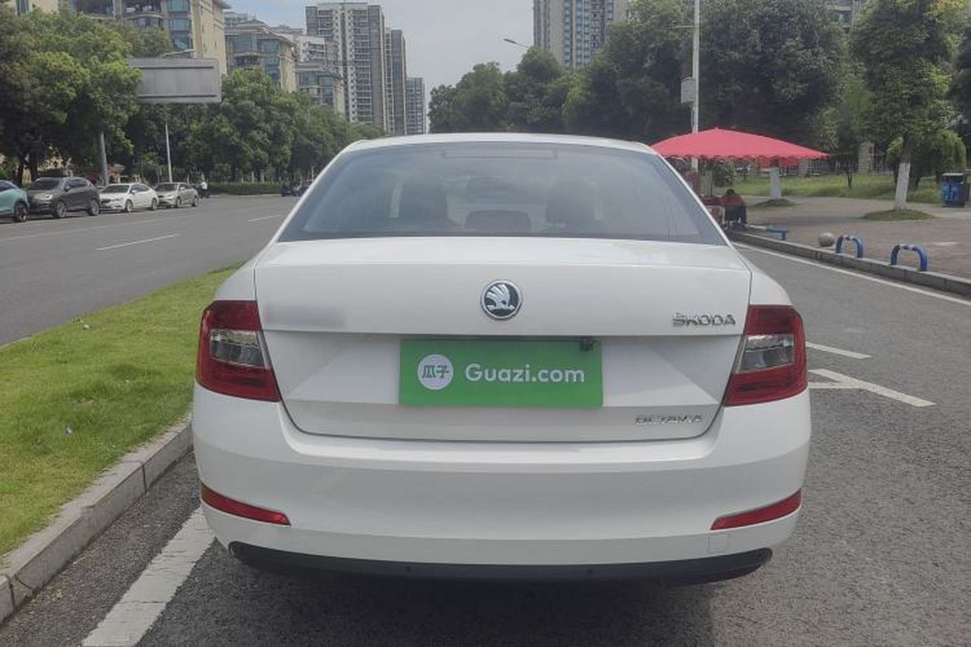 Used Skoda Octavia 2017 1.6L Automatic Chuanxing Edition Exterior 3