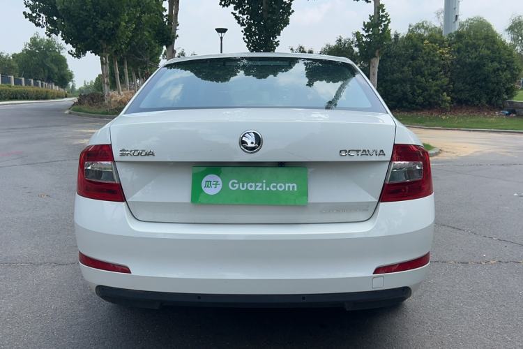 Used Skoda Octavia 2017 1.6L Automatic Chuanxing Edition Exterior 4