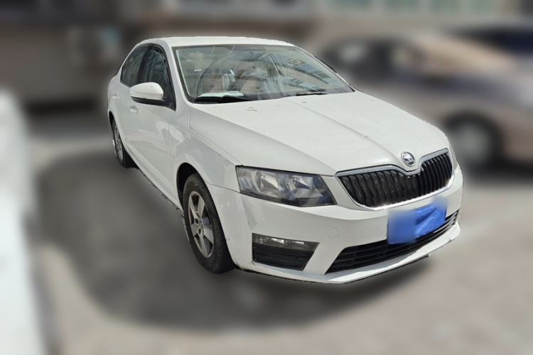 Used Skoda Octavia 2017 Classic Model 1.6L Automatic Standard Edition Exterior 4